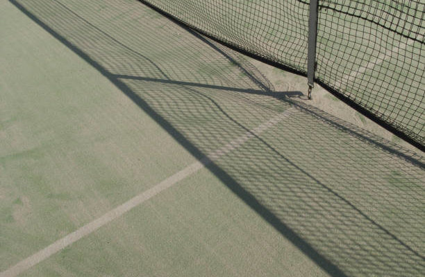 Construction d'un court de tennis en béton poreux à Nice