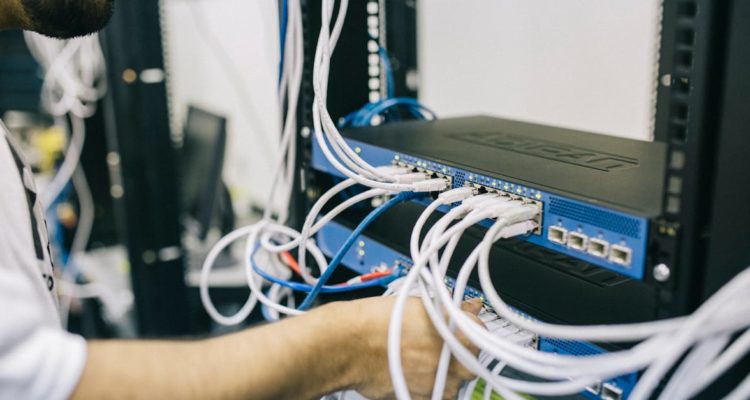 découvrez notre sélection de plugs anaux, conçus pour le plaisir et le confort. explorez des modèles variés pour tous les niveaux d'expérience, avec des matériaux sûrs et des designs innovants. osez l'aventure et enrichissez votre intimité!