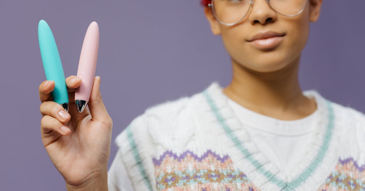 découvrez une large sélection de sex toys pour tous les plaisirs, adaptés à tous les besoins et envies. explorez notre boutique et trouvez le jouet idéal pour pimenter votre vie intime en toute discrétion.