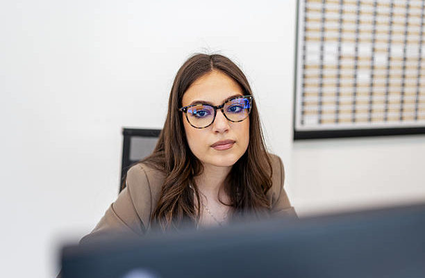 Un audit de qualité apporte bien plus qu’une simple conformité administrative. En effet, un audit RGPD Lyon permet également