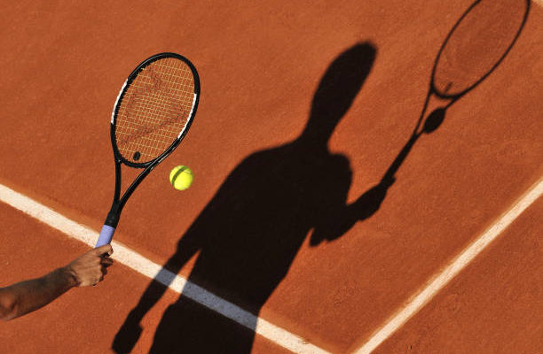 construction court de tennis en terre battue à Angers